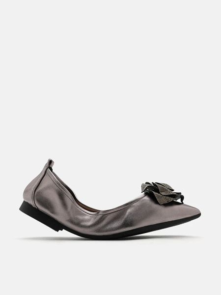 Giày búp bê gấp gọn da Pazzion Marianna Crystal Embellished Rose Foldable Flats