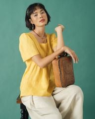 Áo Nữ F2 Linen Vàng Becoming Color Me