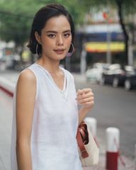 Áo Nữ F2 Linen Trắng Becoming Unveil