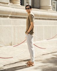 Áo Thun Nam F2 Cổ Tròn Linen Xanh Olive New Breeze