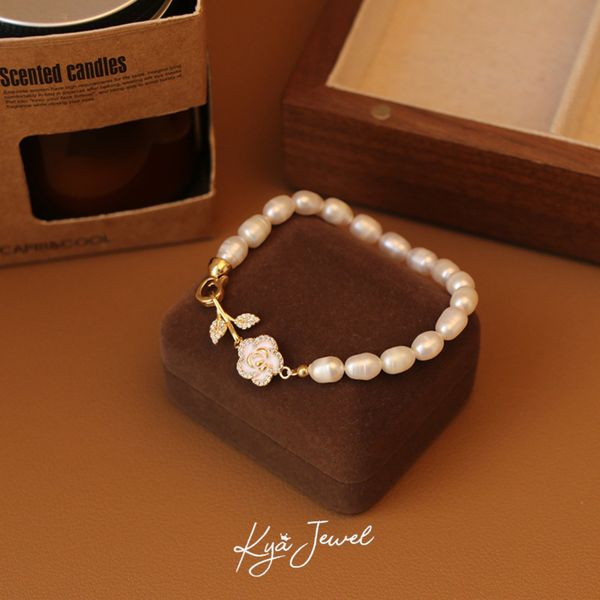 Vòng tay nữ KYA JEWEL Pearl Blossom