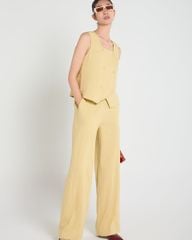 Quần Dài Nữ F2 Linen Vàng A Touch Of Effortless Elegance