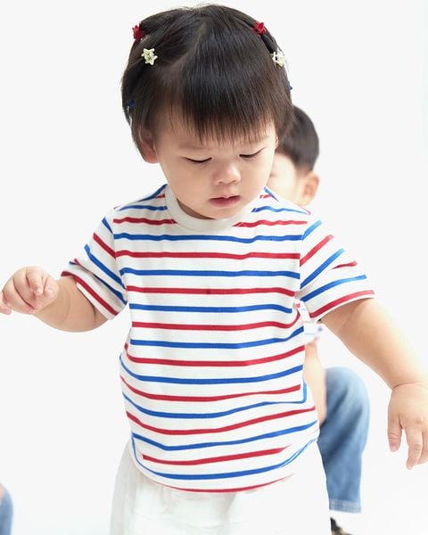 Áo Thun Bé Gái TheBlueTshirt Bluegirl  Everyday T - Signature Red Blue Stripe