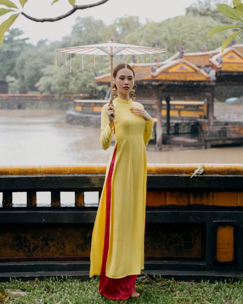 Áo Dài Nữ F2 Chiffon Vàng Pride Việt Nam - Không Kèm Quần