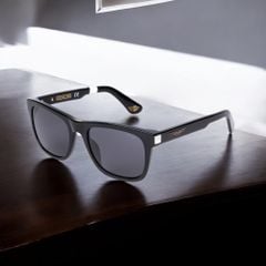 Kính mát Police - SPLE37N-56700P