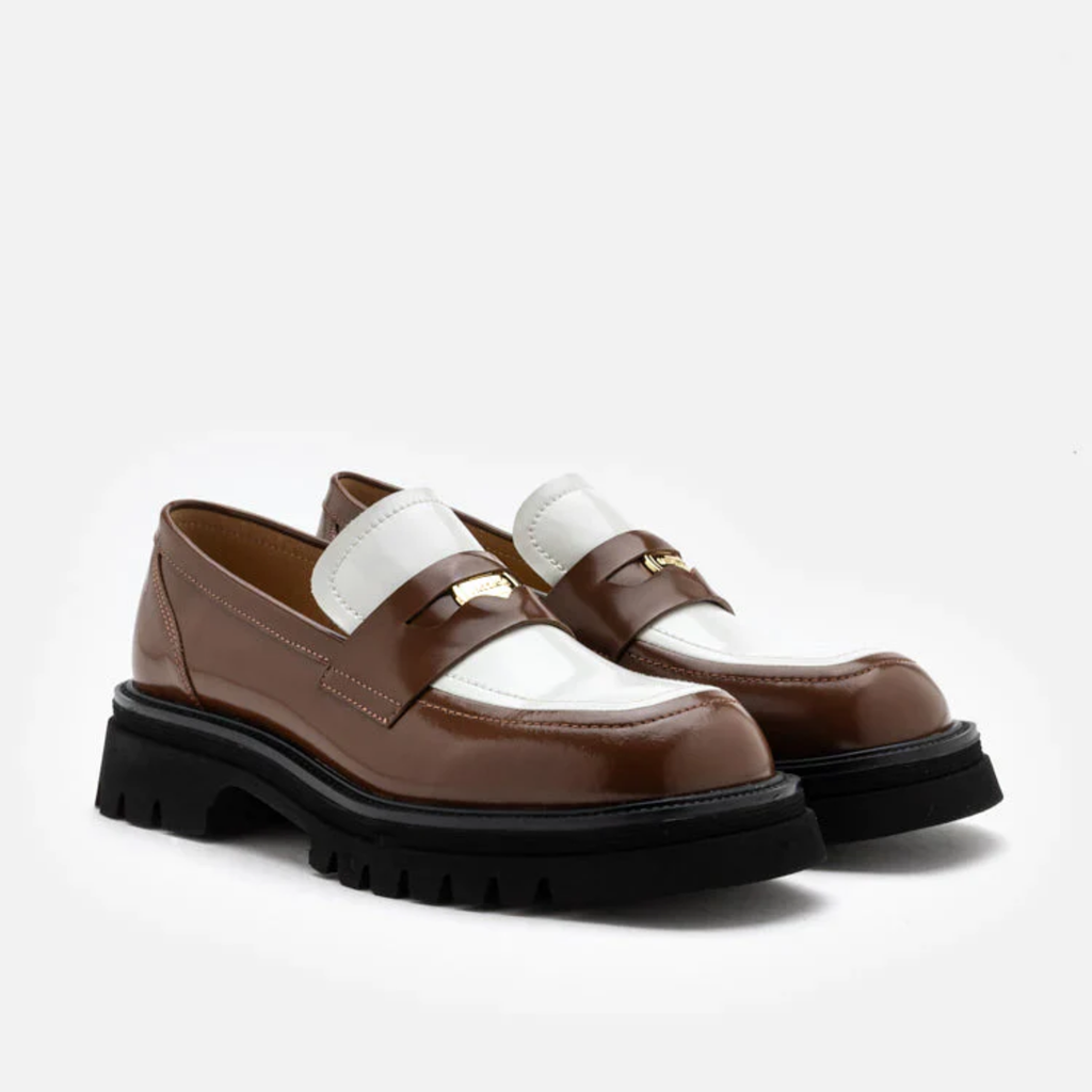 Giày loafers da Pazzion Zilpah Embellished Two-Tone Penny Loafers