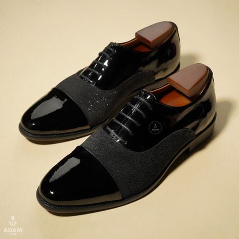 GIÀY BUỘC DÂY ĐEN DA BÓNG LẤP LÁNH - GTX007D