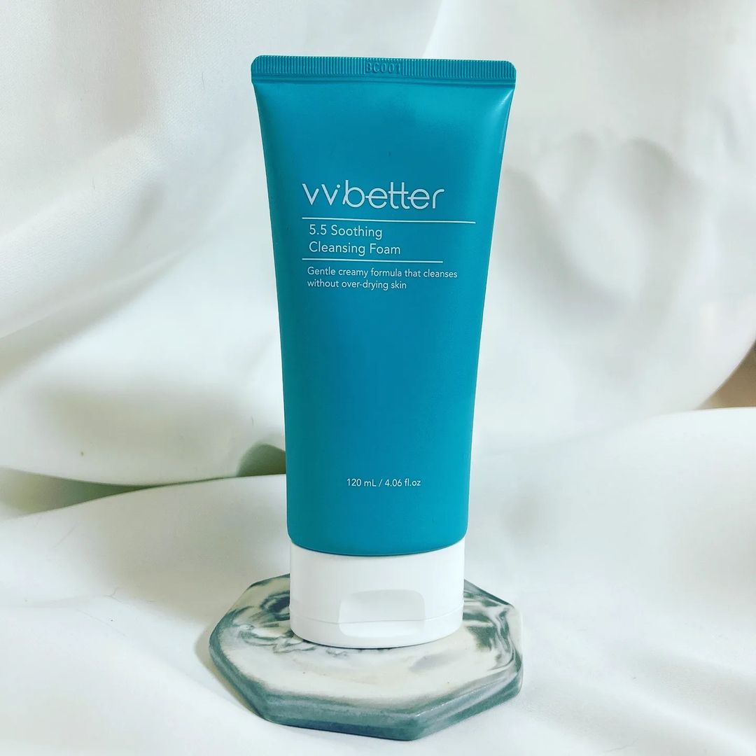 SỮA RỬA MẶT VVBETTER 5.5 SOOTHING CLEANSING FOAM 