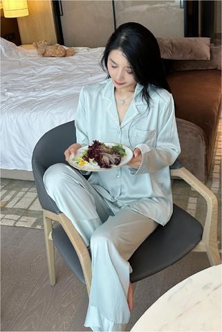 Đồ bộ ngủ nữ pyjama lụa băng trơn Shury Store Home Wear TD39 tay dài quần dài màu xanh xanh mặc nhà,mặc ngủ size 45-75kg