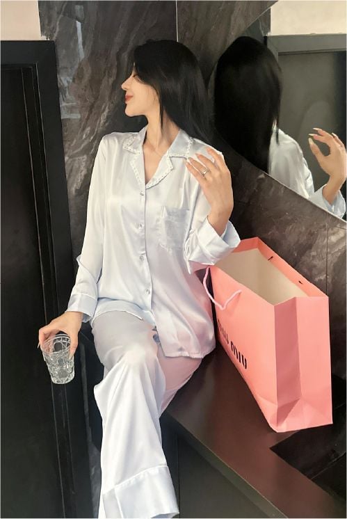 Đồ bộ ngủ nữ pyjama lụa băng trơn Shury Store Home Wear TD39 tay dài quần dài màu xanh xanh mặc nhà,mặc ngủ size 45-75kg