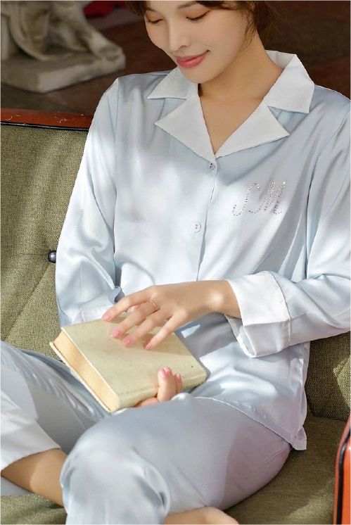 Đồ bộ ngủ nữ pyjama lụa băng trơn Shury Store Home Wear TD52 tay dài quần dài màu xanh mặc nhà,mặc ngủ size 45-75kg