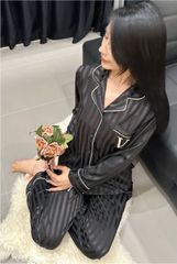 Đồ ngủ pyjama nam nữ Shury Store Home Wear DD49 size 45-95kg màu đen tay dài quần dài  bộ đôi couple chất lụa băng mềm