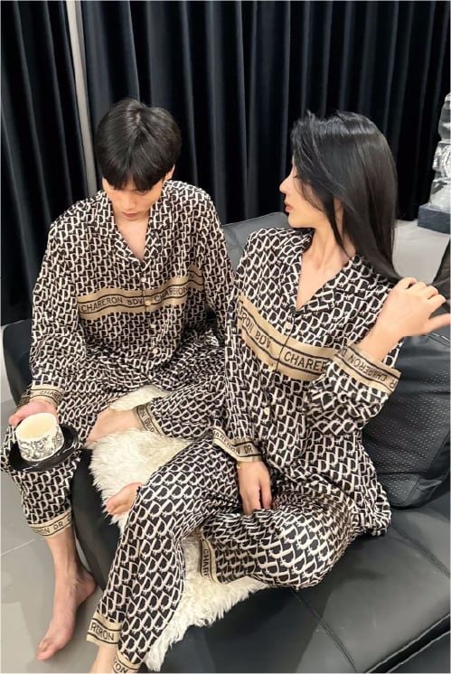 Đồ ngủ pyjama nam nữ Shury Store Home Wear DD30 size 45-95kg màu đen tay dài quần dài  bộ đôi couple chất lụa băng mềm