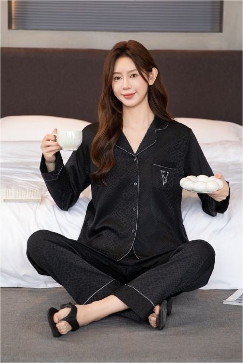 Đồ bộ ngủ nữ pyjama lụa băng trơn Shury Store Home Wear TD80 tay dài quần dài màu trắng đen mặc nhà,mặc ngủ size 45-75kg