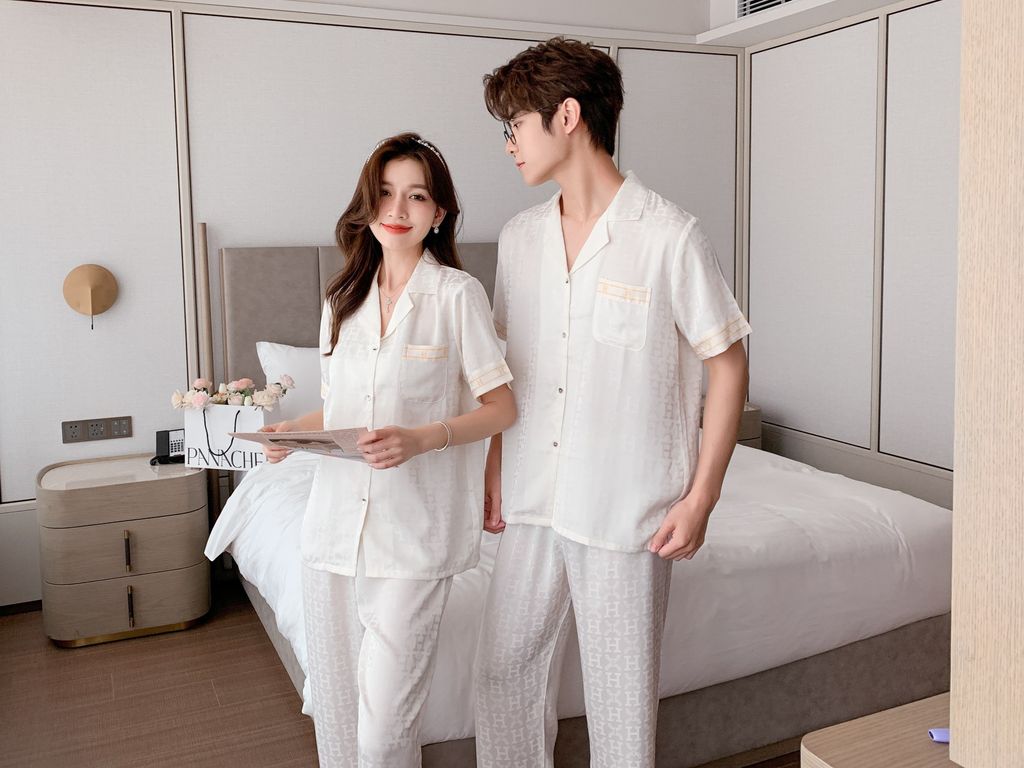 Đồ bộ ngủ Pyjama lụa tơ tằm tay ngắn quần dài couple HH