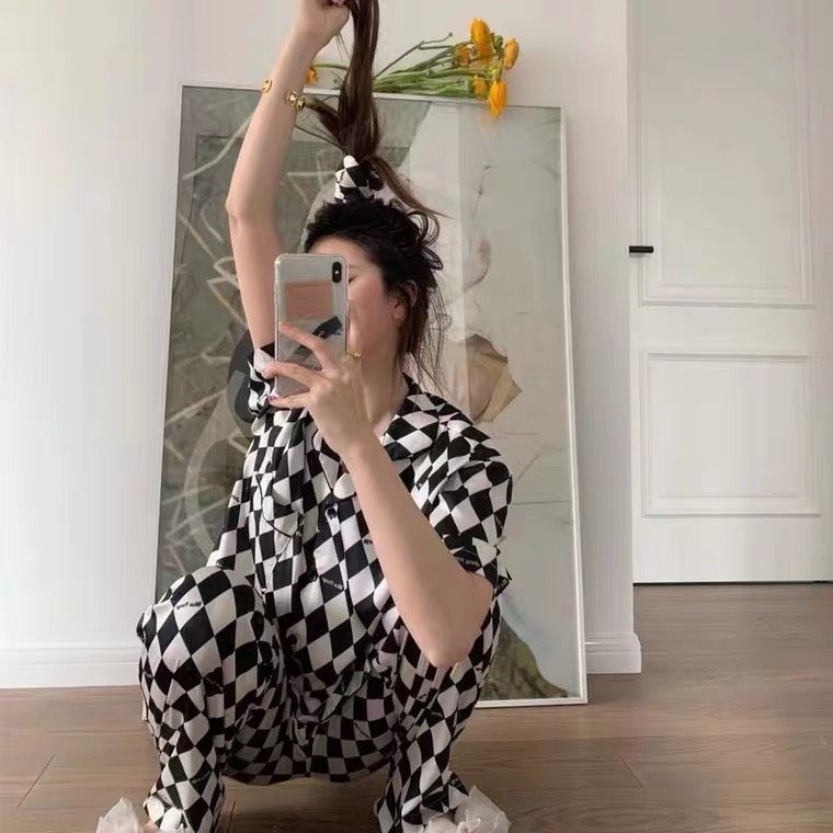 Đồ bộ ngủ Pyjama lụa tơ tằm tay ngắn quần dài couple CND9