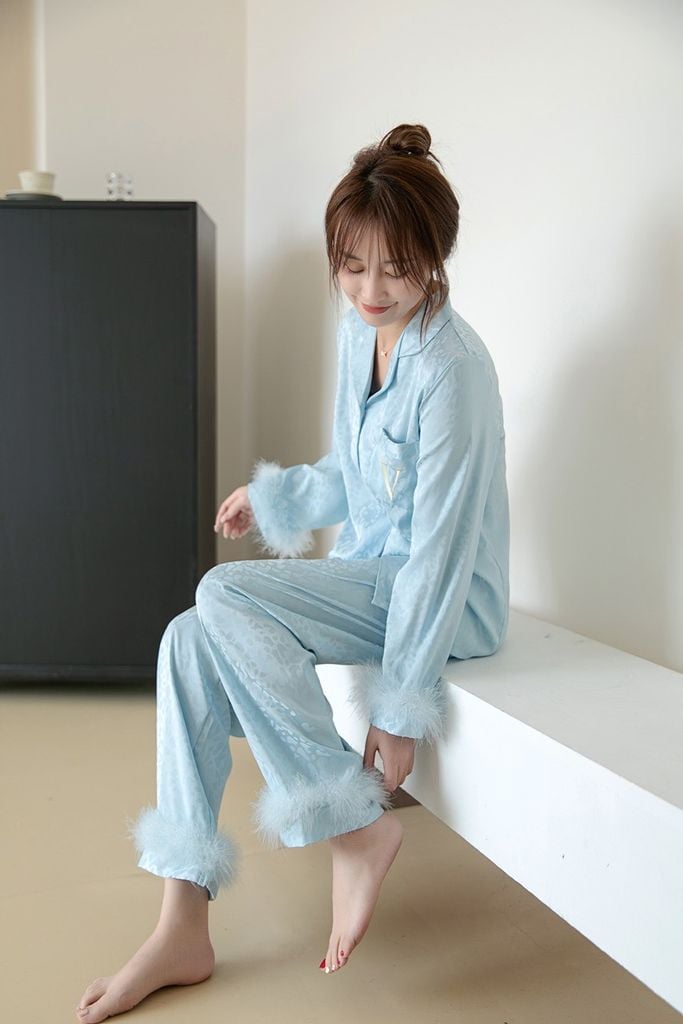 Đồ bộ Pijama lụa băng tay dài quần dài TD70