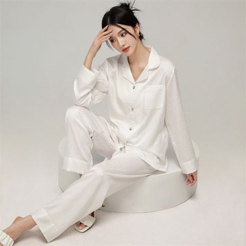 Đồ bộ ngủ Pyjama lụa băng tay dài quần dài couple DD20