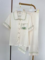 Đồ bộ ngủ Pyjama lụa vân xước tay ngắn quần dài TN51