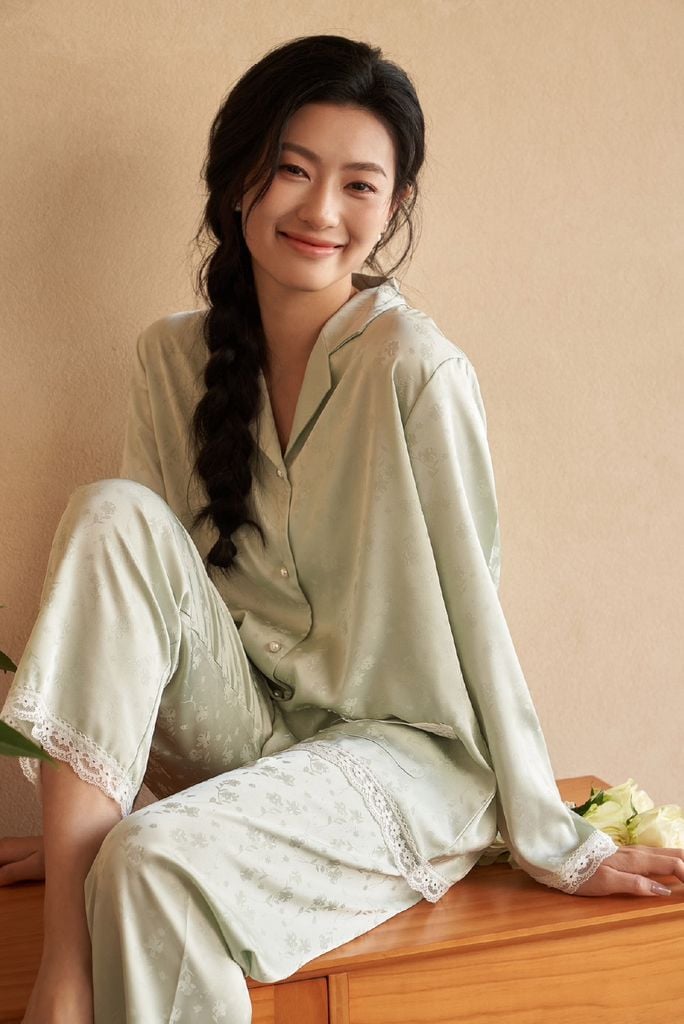 Đồ bộ ngủ nữ Pyjama lụa băng trơn Shury Store tay dài quần dài mặc nhà , mặc ngủ TD66 size 45-75kg