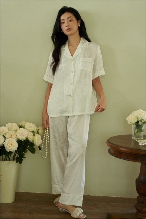 Đồ bộ ngủ nữ Pyjama lụa băng Shury Store tay ngắn quần dài mặc nhà , mặc ngủ TN32 có size 45-75 kg
