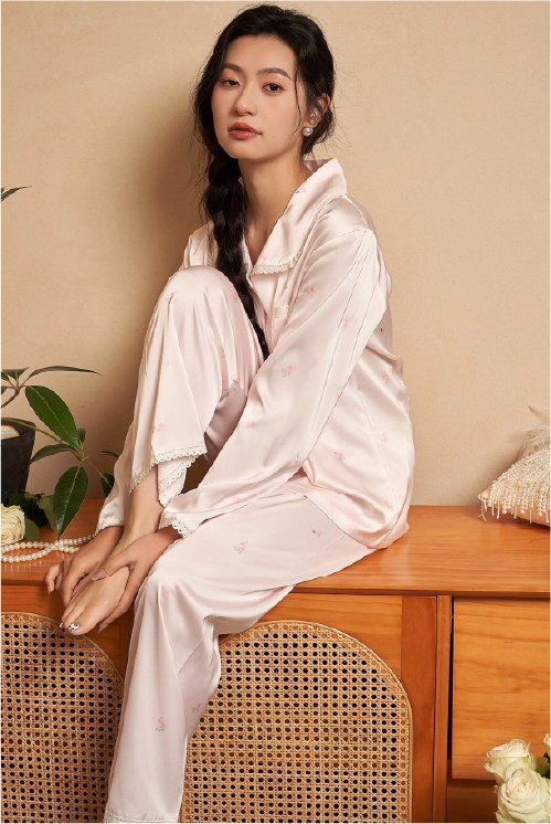 Đồ bộ ngủ nữ Pyjama lụa băng trơn Shury Store tay dài quần dài mặc nhà , mặc ngủ TD03 size 45-75kg