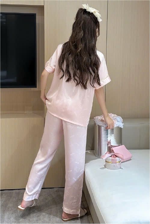 Đồ bộ ngủ nữ pyjama lụa băng Shury Store Home Wear TN44 tay ngắn quần dài màu xanh mặc nhà , mặc ngủ có size 45-75 kg