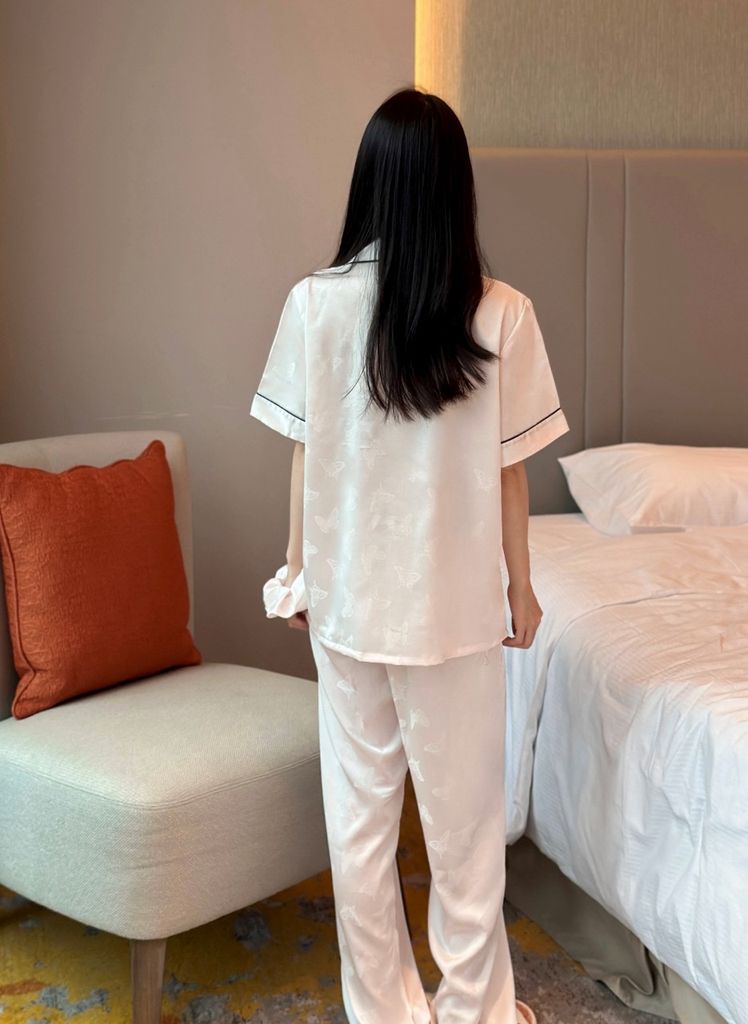 Đồ bộ ngủ nữ Pyjama lụa băng Shury Store tay ngắn quần dài mặc nhà , mặc ngủ TN36 có size 45-75 kg