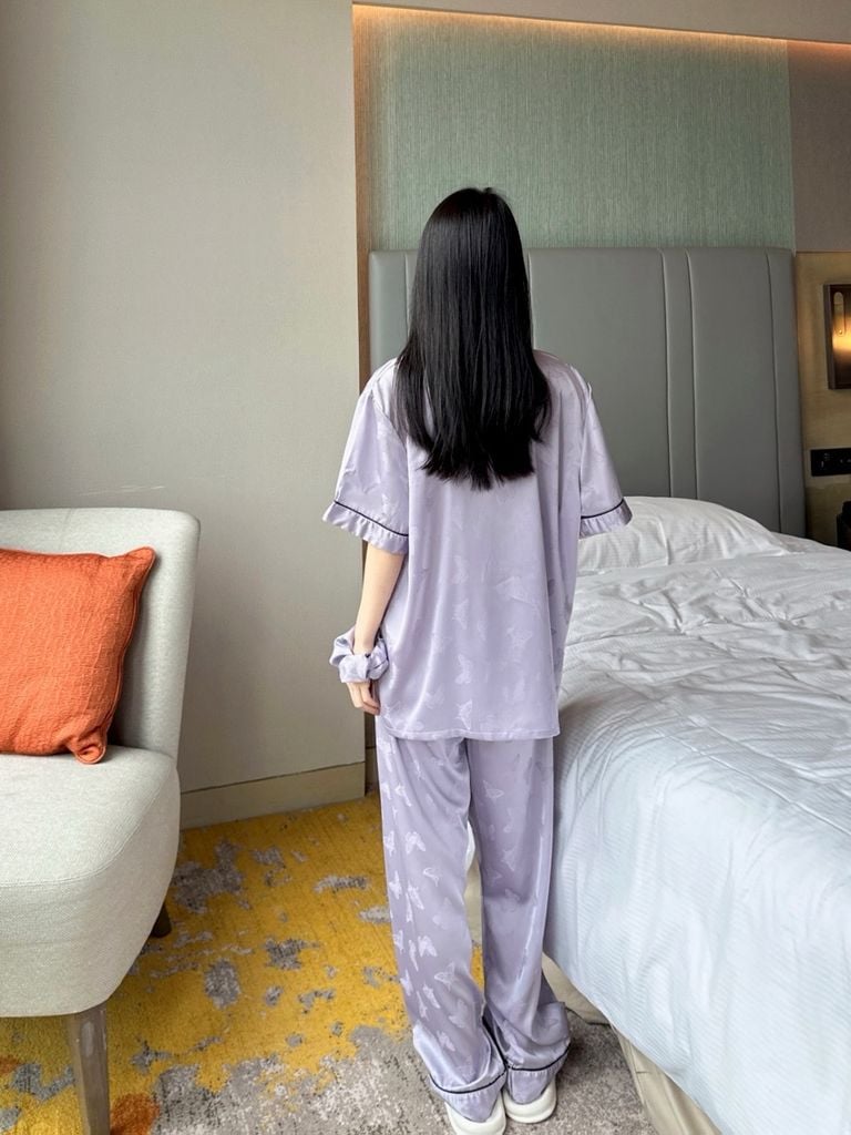 Đồ bộ ngủ nữ Pyjama lụa băng Shury Store tay ngắn quần dài mặc nhà , mặc ngủ TN36 có size 45-75 kg