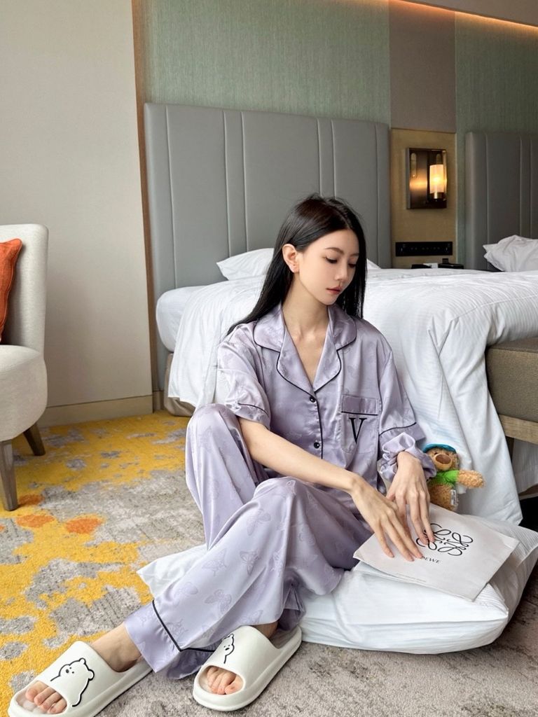 Đồ bộ ngủ nữ Pyjama lụa băng Shury Store tay ngắn quần dài mặc nhà , mặc ngủ TN36 có size 45-75 kg