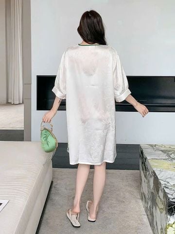 Váy ngủ sơmi lụa nữ Shury Store Home Wear SM51 freesize 45-75kg màu kem in hình mặc nhà  suông rộng mềm mại thoáng mát