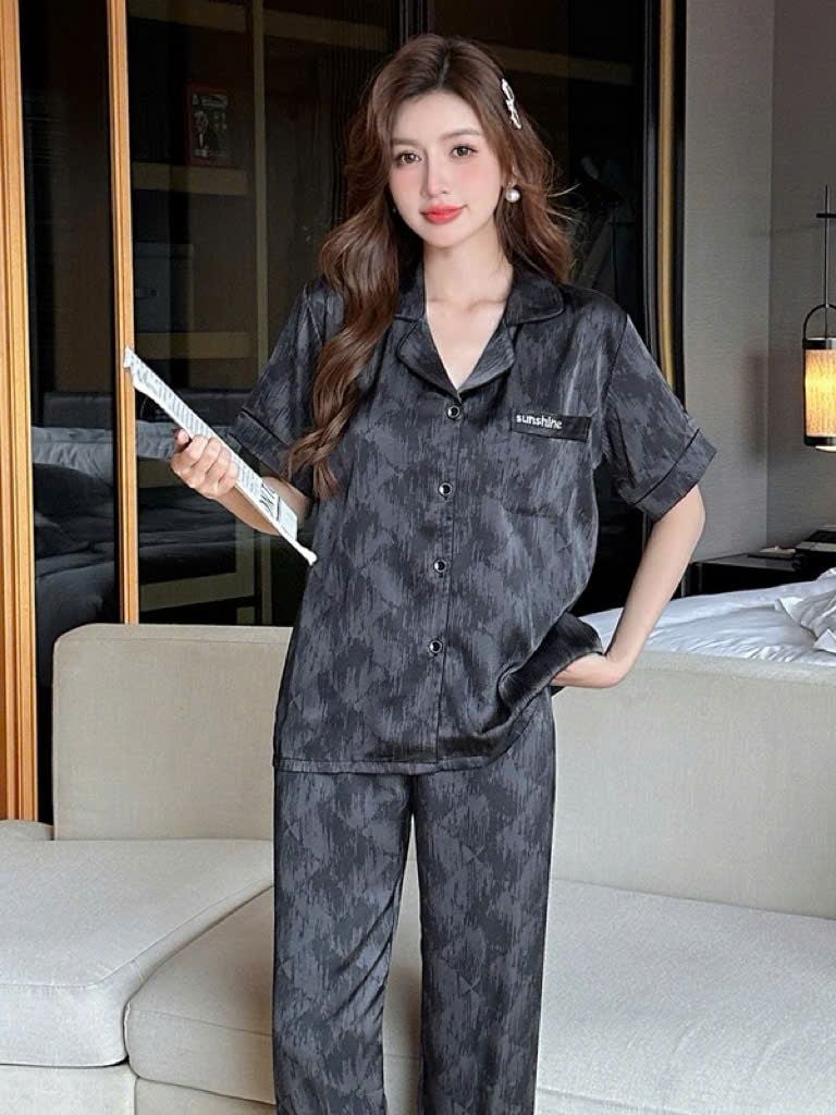 Đồ ngủ pyjama nam nữ Shury Store Home Wear CND23 size 45-95kg màu đen tay ngắn quần dài bộ đôi couple chất lụa băng mềm