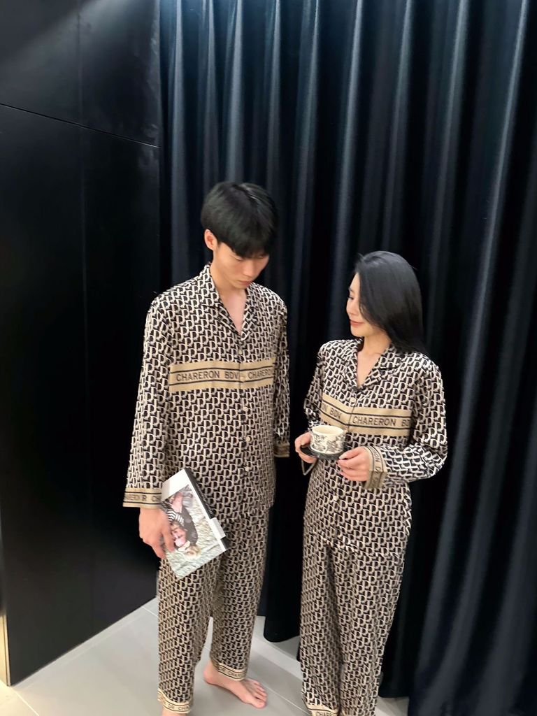 Đồ ngủ pyjama nam nữ Shury Store Home Wear DD30 size 45-95kg màu đen tay dài quần dài  bộ đôi couple chất lụa băng mềm