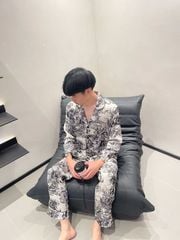 Đồ ngủ pyjama nam nữ Shury Store Home Wear DD52 size 45-95kg màu đen tay dài quần dài  bộ đôi couple chất lụa băng mềm
