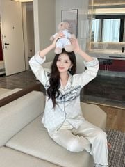 Đồ bộ ngủ nữ pyjama lụa vân xước Shury Store Home Wear TD46 tay dài quần dài màu trắng size 45-75kg