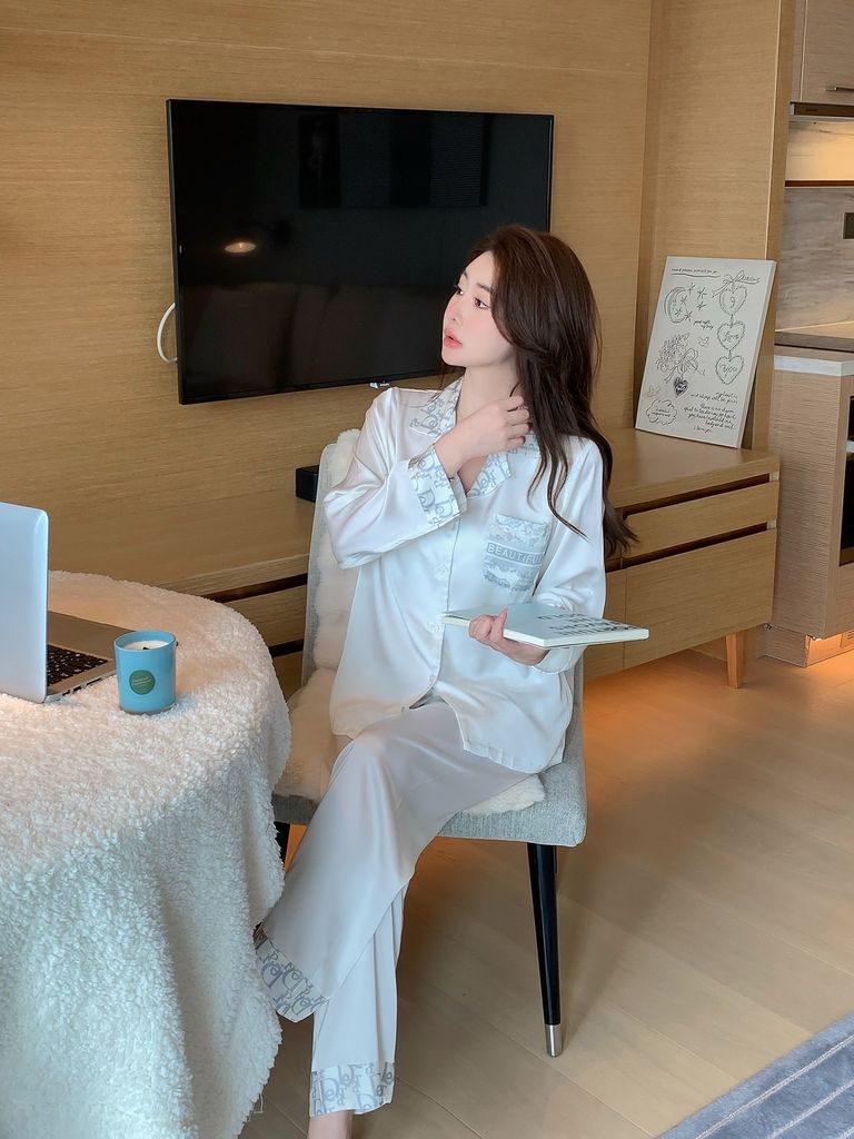 Đồ bộ ngủ nữ pyjama lụa băng trơn Shury Store Home Wear TD65 tay dài quần dài màu trắng  mặc nhà,mặc ngủ size 45-75kg