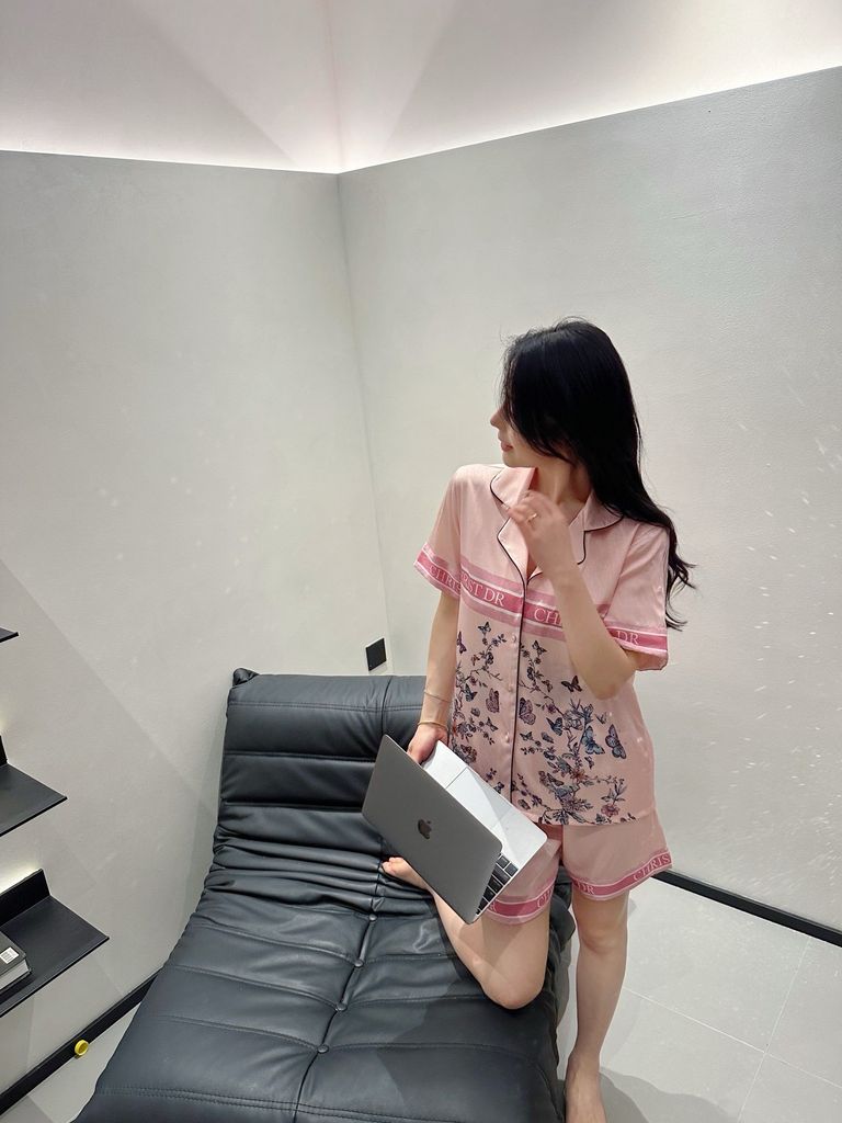 Đồ bộ ngủ nữ Pyjama lụa xước Shury Store Home Wear tay ngắn quần ngắn NT17 mặc nhà kiểu dáng tay cộc size 45-75 kg