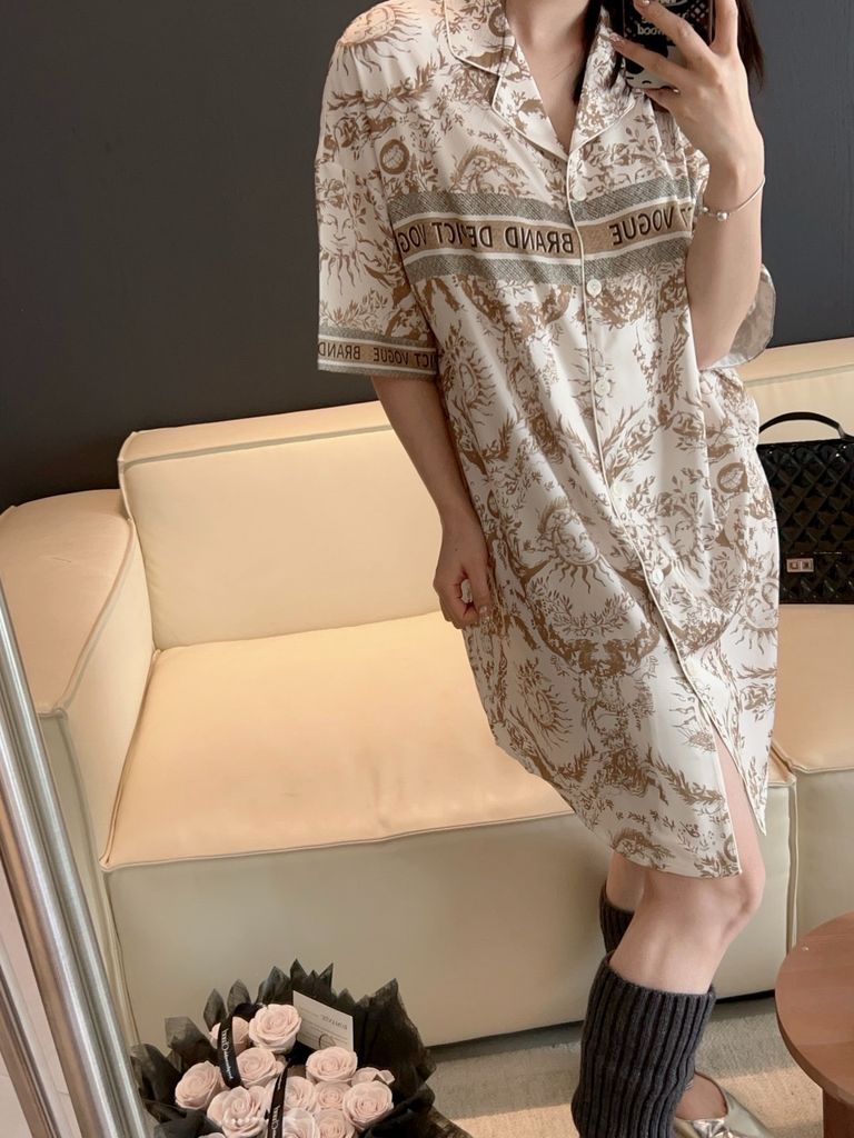 Váy Ngủ Sơ Mi Lụa Băng Freesize Dáng Dài SM49 – Shury Store Home Wear – Chất Lụa Mịn Mát Cao Cấp