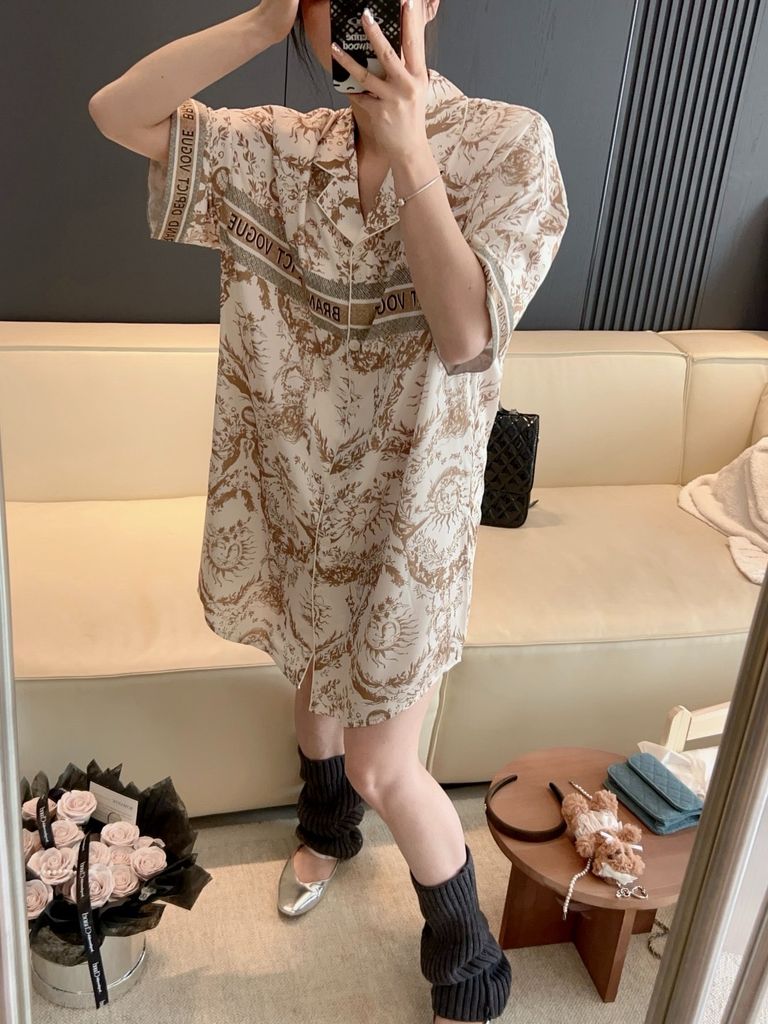 Váy Ngủ Sơ Mi Lụa Băng Freesize Dáng Dài SM49 – Shury Store Home Wear – Chất Lụa Mịn Mát Cao Cấp