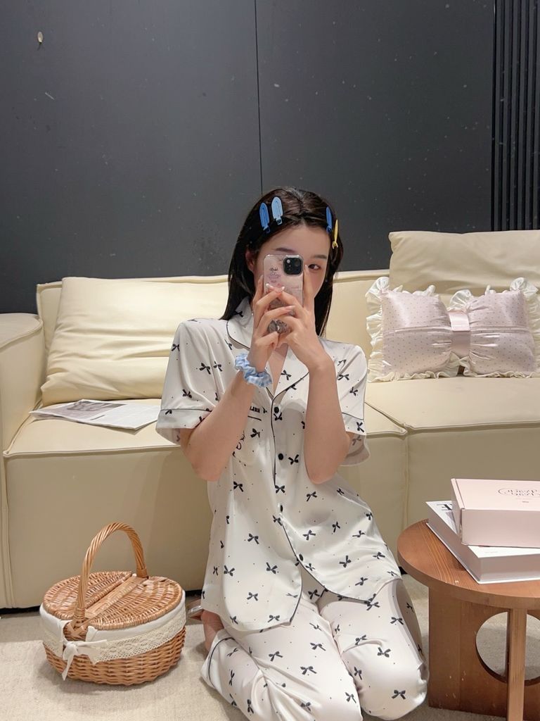 Bộ pyjama lụa băng Shury Store Home Wear họa tiết nơ tặng kèm quần short TN62 đồ ngủ nữ mùa hè