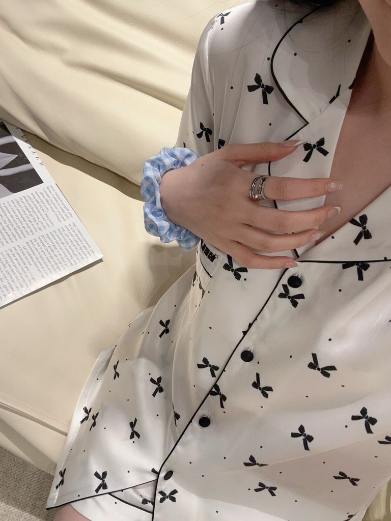 Bộ pyjama lụa băng Shury Store Home Wear họa tiết nơ tặng kèm quần short TN62 đồ ngủ nữ mùa hè