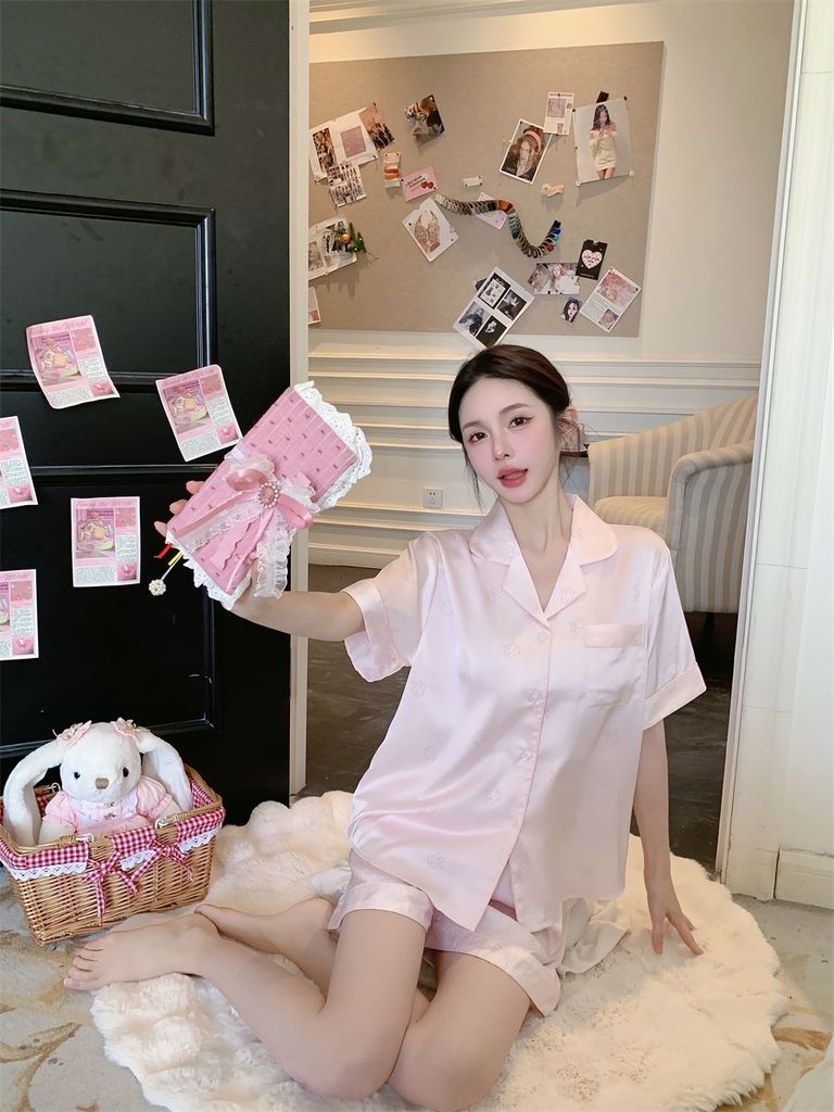 Shury Store Home Wear - Bộ pyjama lụa tay ngắn quần short hồng pastel họa tiết thỏ xinh NT11 đồ ngủ dễ thương