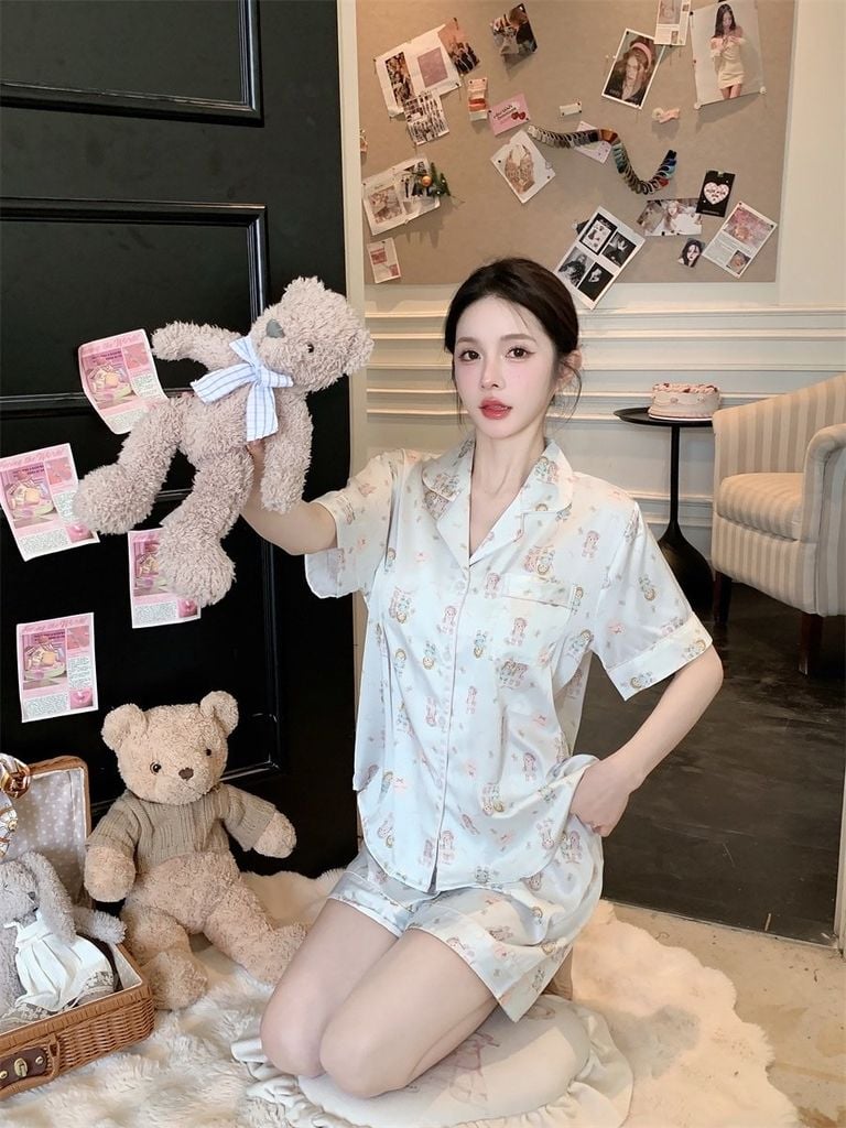 Pyjama lụa tay ngắn quần short họa tiết gấu hoạt hình NT23 Shury Store Home Wear đồ ngủ cute
