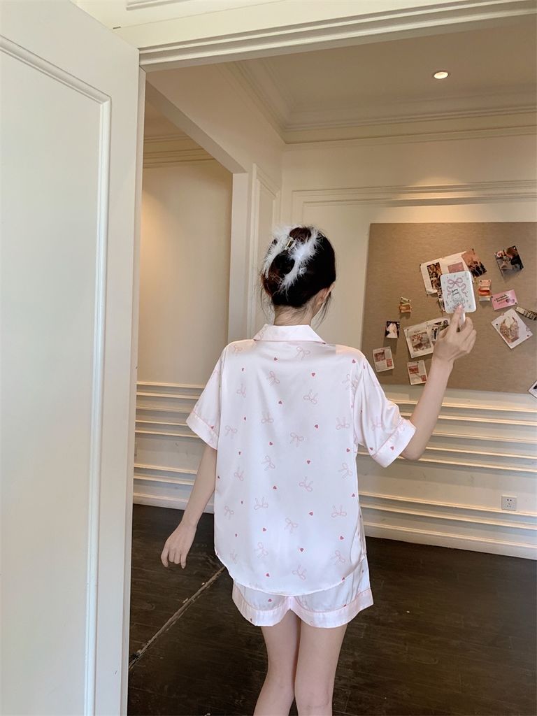 Shury Store Home Wear Bộ Pyjama Lụa Băng Tay Ngắn Quần Short NT22 Họa Tiết Nơ Trái Tim Cực Xinh