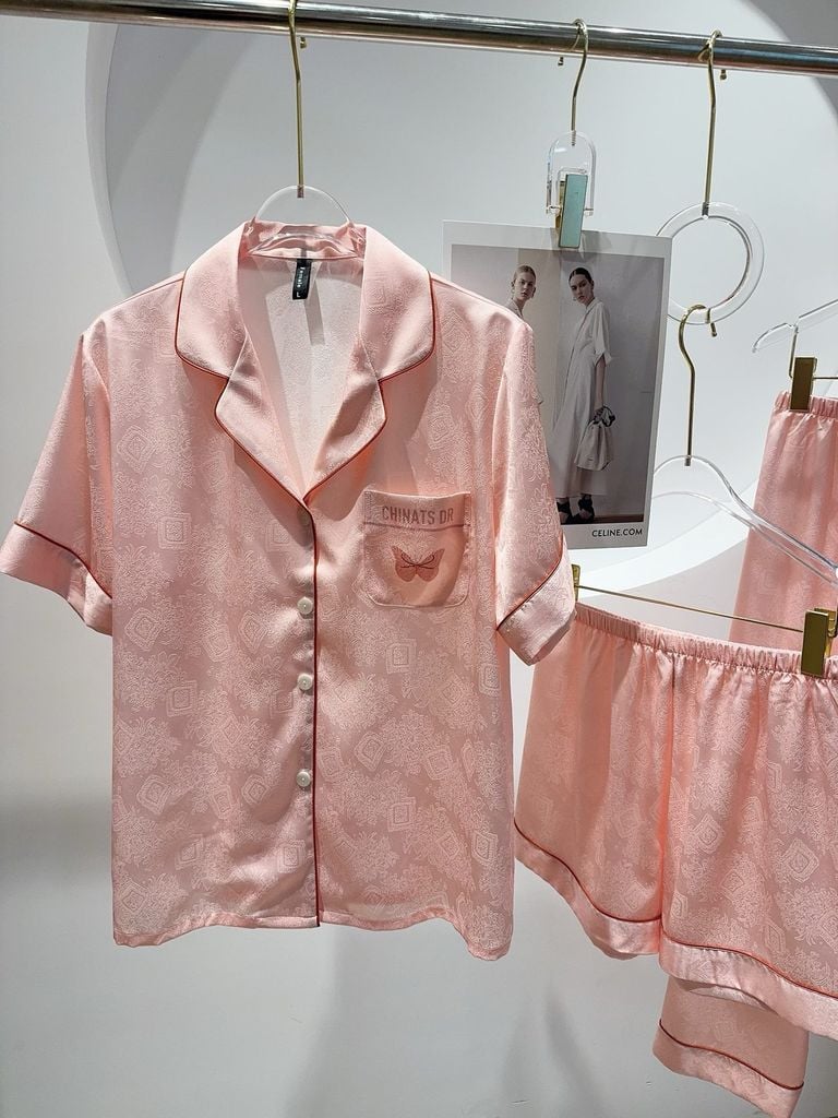 Pyjama lụa băng tay ngắn quần dài tặng kèm short cùng tone TN18 Shury Store Home Wear thoáng mát