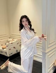 Pyjama Lụa Băng TD25 Shury Store Home Wear Bộ đồ ngủ lụa băng tay dài ren họa tiết hoa nền trắng kem