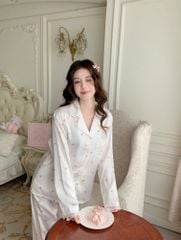 Bộ Pyjama Lụa Băng Họa Tiết Nơ Trắng Kem TD09 Shury Store Home Wear Lụa Mềm Mát Mặc Nhà Cao Cấp