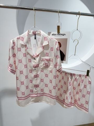 Bộ pyjama lụa ngắn vân xước NT47 – Shury Store Home Wear – tay ngắn quần ngắn, lụa mát, form rộng