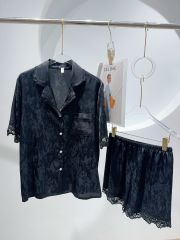 Bộ pyjama lụa băng ngắn NT01 Shury Store Home Wear | Thiết kế viền ren tinh tế, form rộng mát mịn