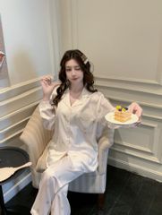 Bộ đồ ngủ TD38 lụa băng Shury Store Home Wear Pyjama dài tay họa tiết trái tim gấu nền trắng kem